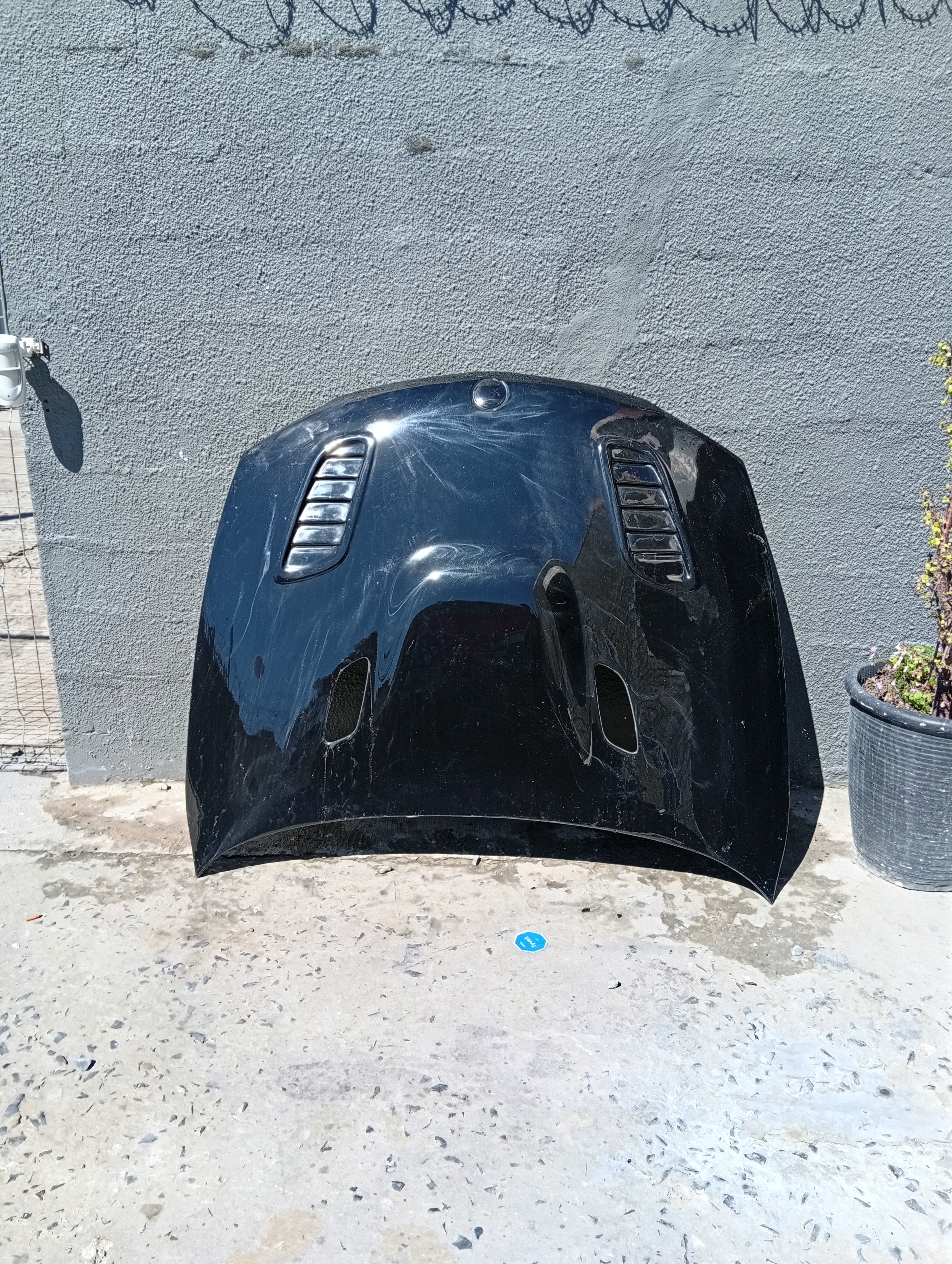 BMW 1 SERIES VENTED BONNET